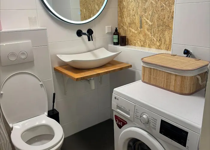 The Hazel House Bed and breakfast 3*