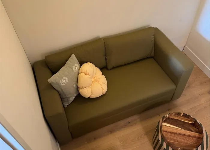 The Hazel House 3* ハーレム